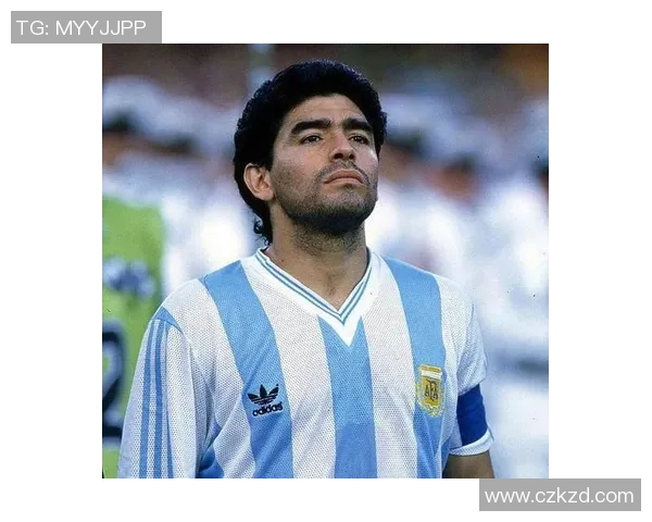 从90年代至今：足球巨星的辉煌与传奇之路