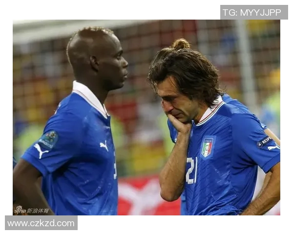 意大利足球的悲情英雄们：从巅峰到低谷的心酸历程